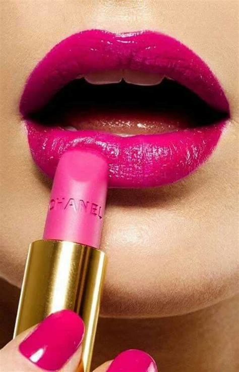 chanel fuchsia lipstick